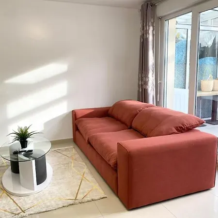 Hébergement de vacances Maison Neuve Avec 3 *